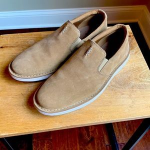 Men’s Clark’s tan suede shoes size 10